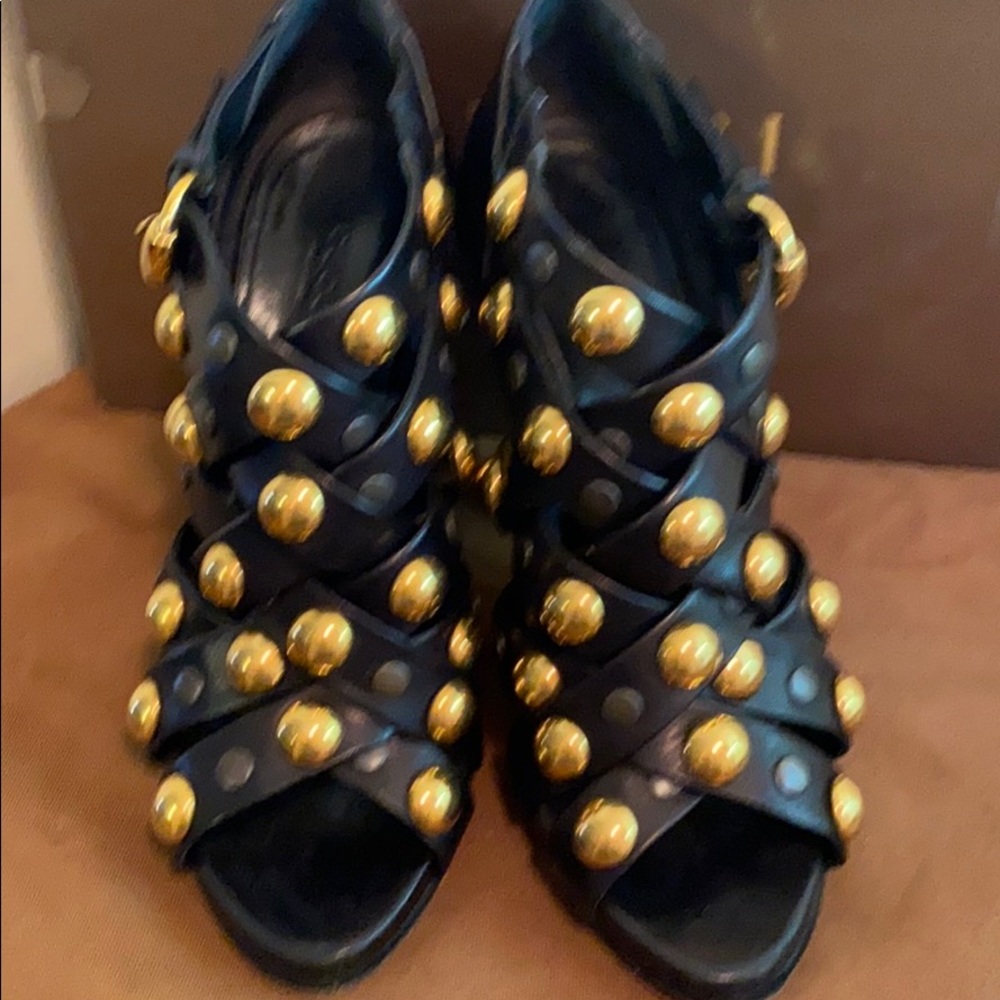 Gucci Gladiator Style Booties Hysteria Collection - Picture 8 of 13